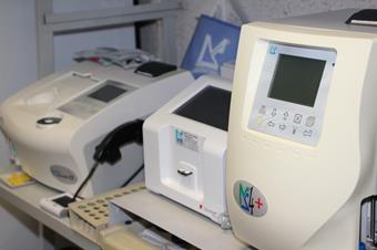 Laboratoire d'analyses, clinique vétérinaire des iles